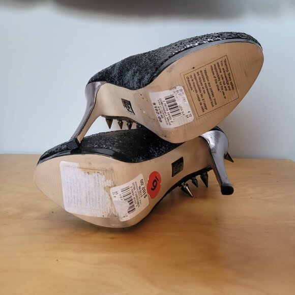 Madonna's Truth or Dare Spike Heels - Picture 6 of 8